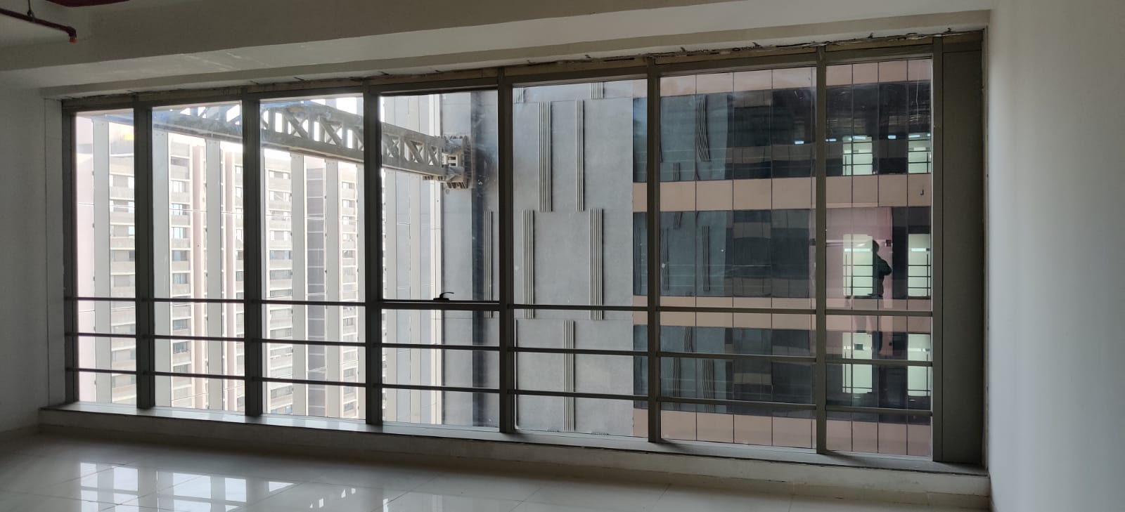 909 Sq. Ft. Commercial Office for Rent in Nehrunagar Ahmedabad - Media 6