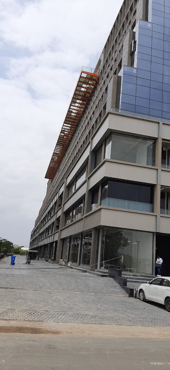 873 Sq. Ft. Commercial Office for Rent in Gota Ahmedabad - Media 16