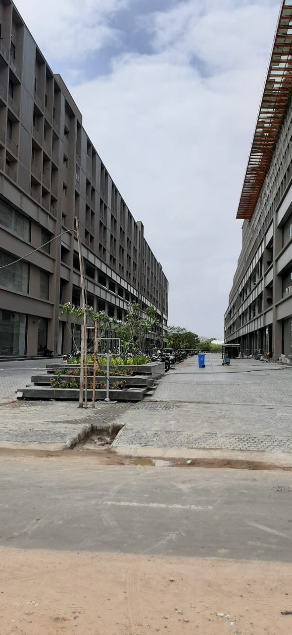 873 Sq. Ft. Commercial Office for Rent in Gota Ahmedabad - Media 10
