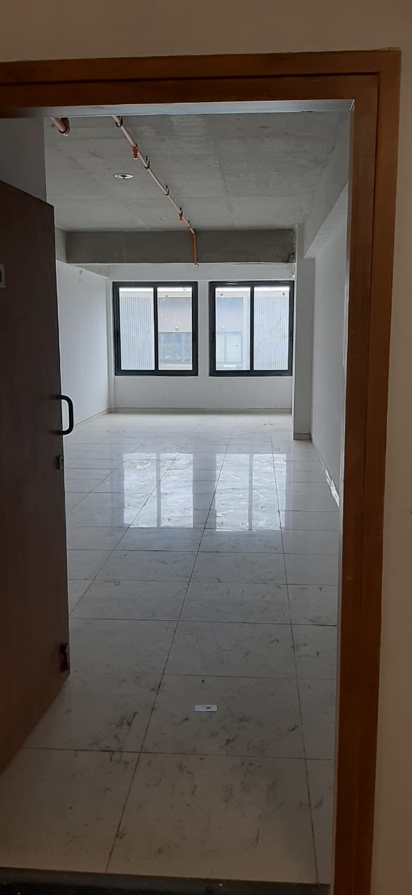 873 Sq. Ft. Commercial Office for Rent in Gota Ahmedabad - Media 9