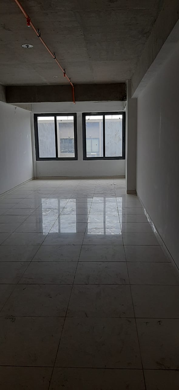 873 Sq. Ft. Commercial Office for Rent in Gota Ahmedabad - Media 3