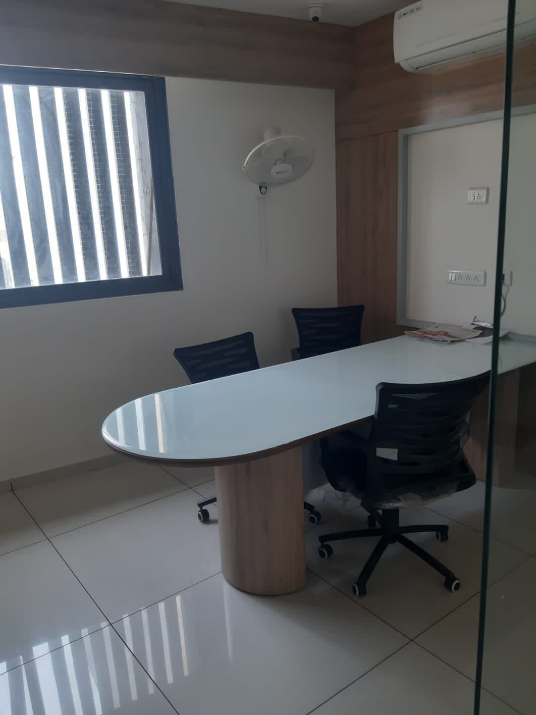 1930 Sq. Ft. Commercial Office for Rent in Bodakdev Ahmedabad - Media 20