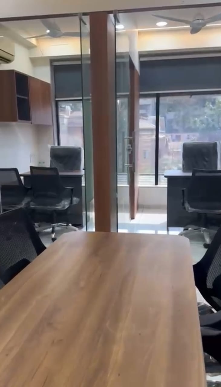 Office 720 Sq. Ft. Commercial Office for Rent in Ashram Road Ahmedabad - Media 6
