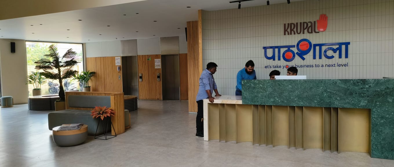 511 Sq. Ft. Commercial Office for Rent in Satellite Ahmedabad - Media 18
