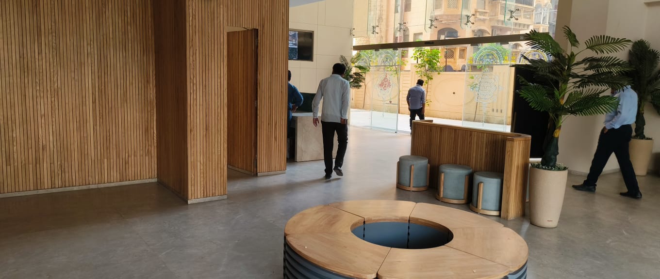 511 Sq. Ft. Commercial Office for Rent in Satellite Ahmedabad - Media 17