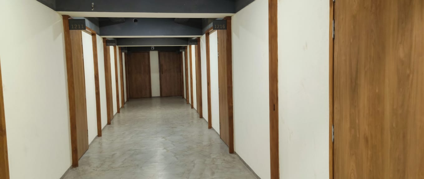 511 Sq. Ft. Commercial Office for Rent in Satellite Ahmedabad