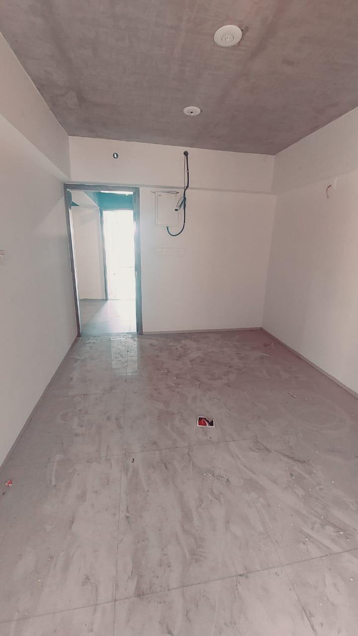 362 Sq. Ft. Commercial Office for Rent in Satellite Ahmedabad - Media 3
