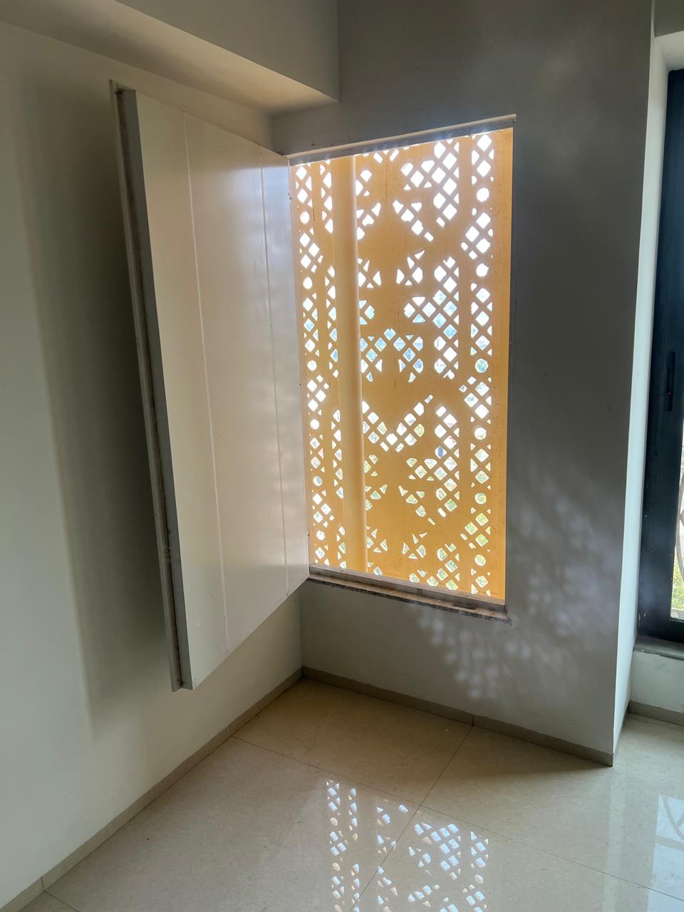 721 Sq. Ft. Commercial Office for Rent in Satellite Ahmedabad - Media 5