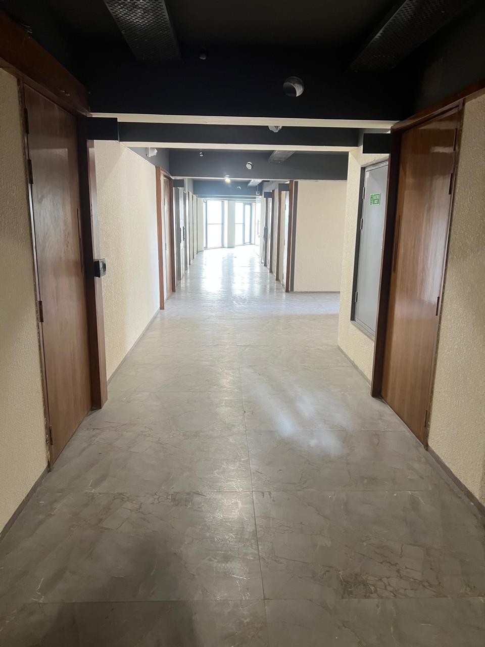 721 Sq. Ft. Commercial Office for Rent in Satellite Ahmedabad - Media 6
