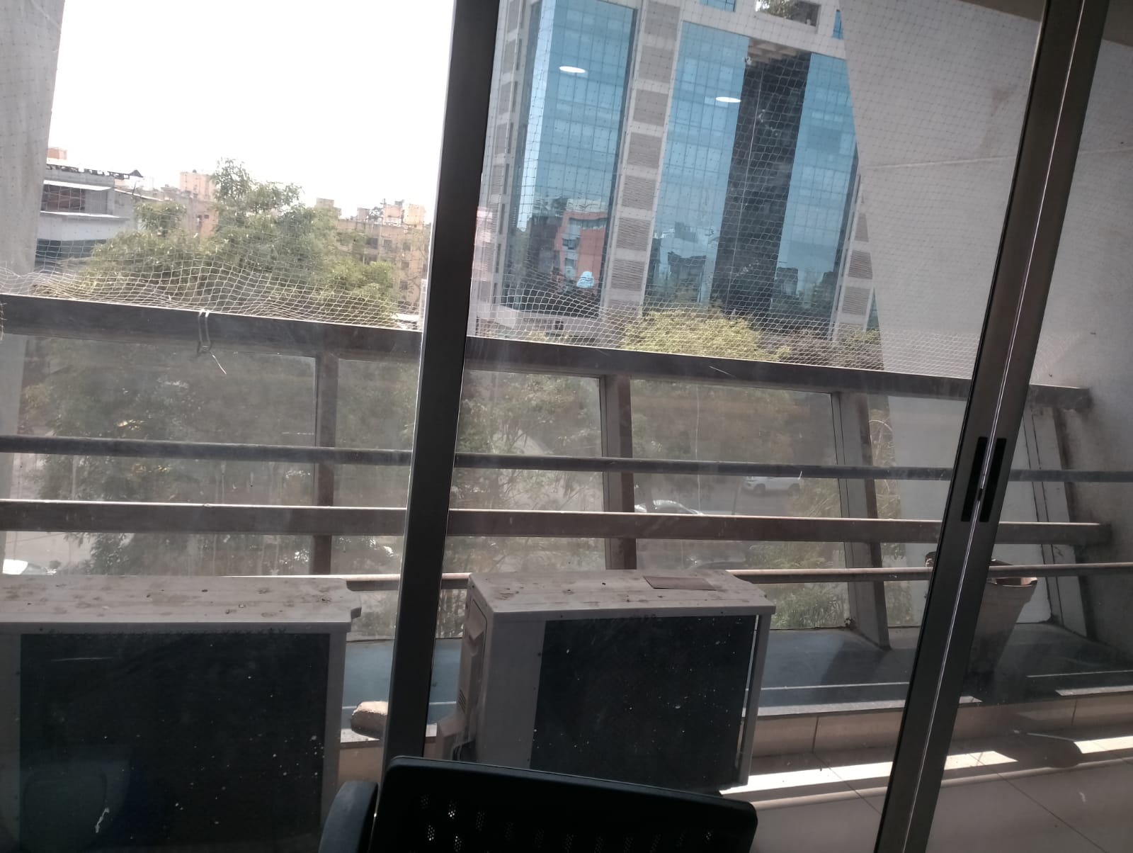 1305 Sq. Ft. Commercial Office for Rent in Prahladnagar Ahmedabad - Media 14
