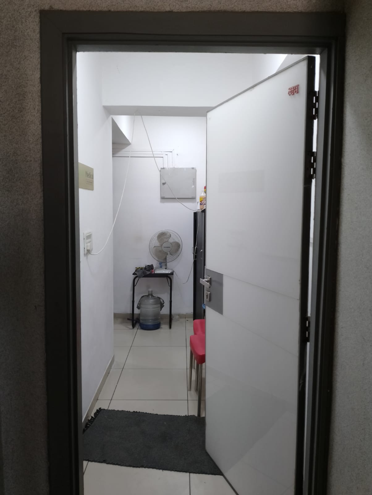 1305 Sq. Ft. Commercial Office for Rent in Prahladnagar Ahmedabad - Media 3