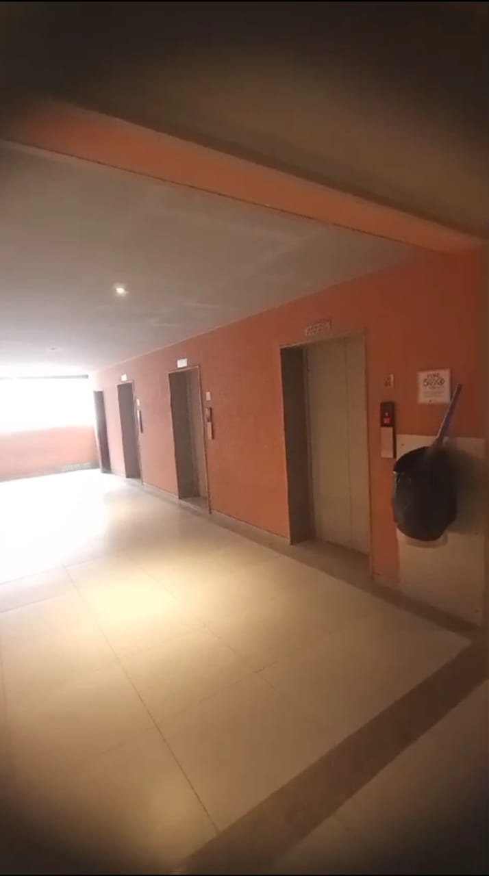 720 Sq. Ft. Commercial Office for Rent in Ashram Road Ahmedabad - Media 3