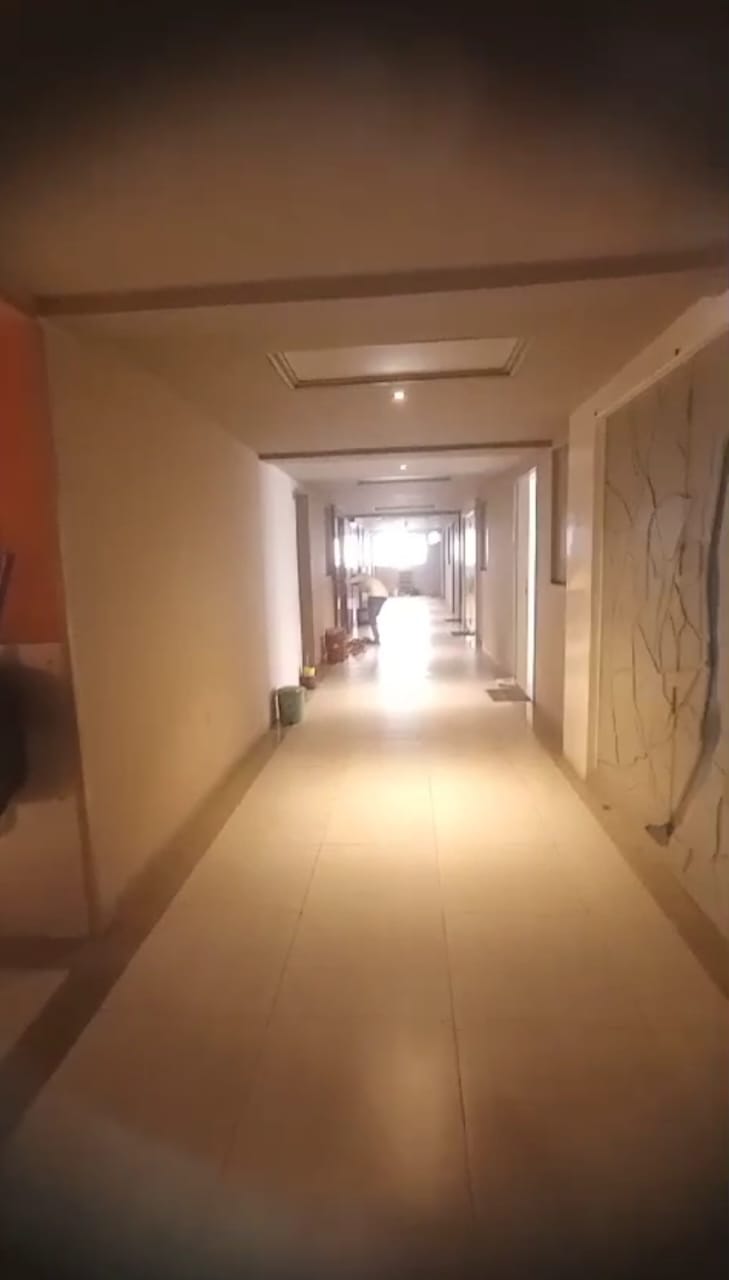 720 Sq. Ft. Commercial Office for Rent in Ashram Road Ahmedabad - Media 2
