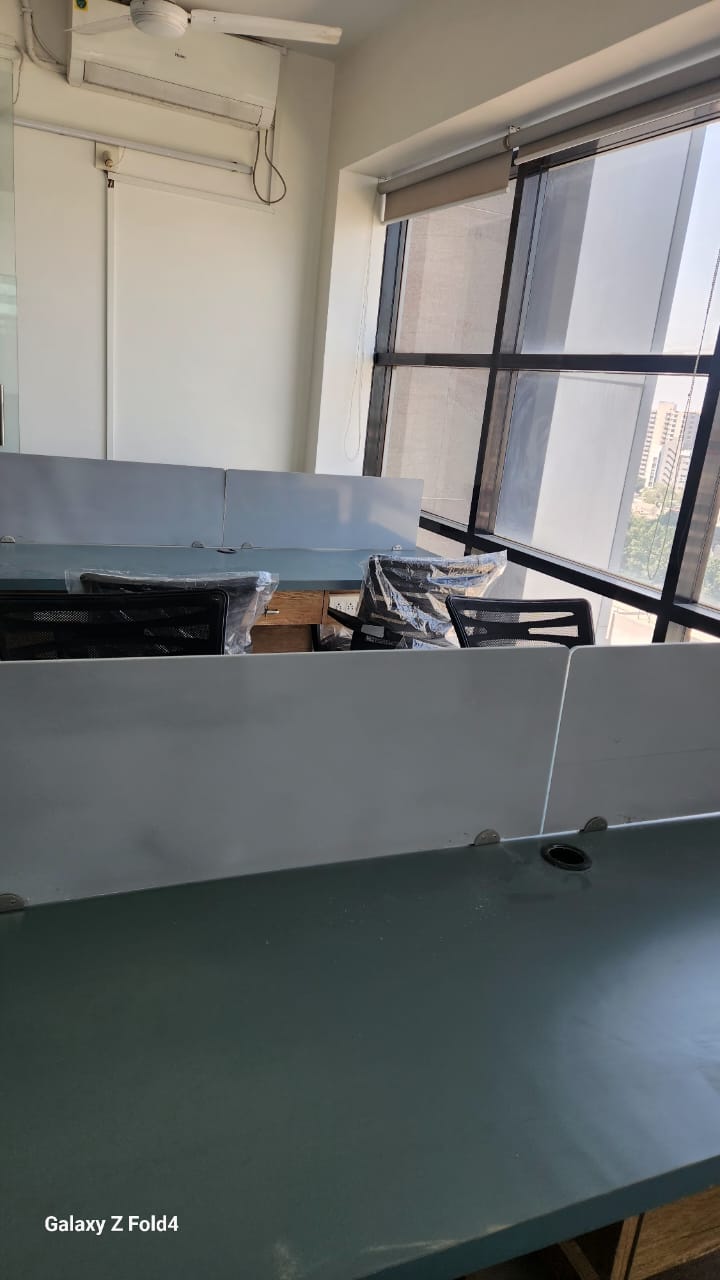 1095 Sq. Ft. Commercial Office for Rent in Sg Highway Ahmedabad - Media 14