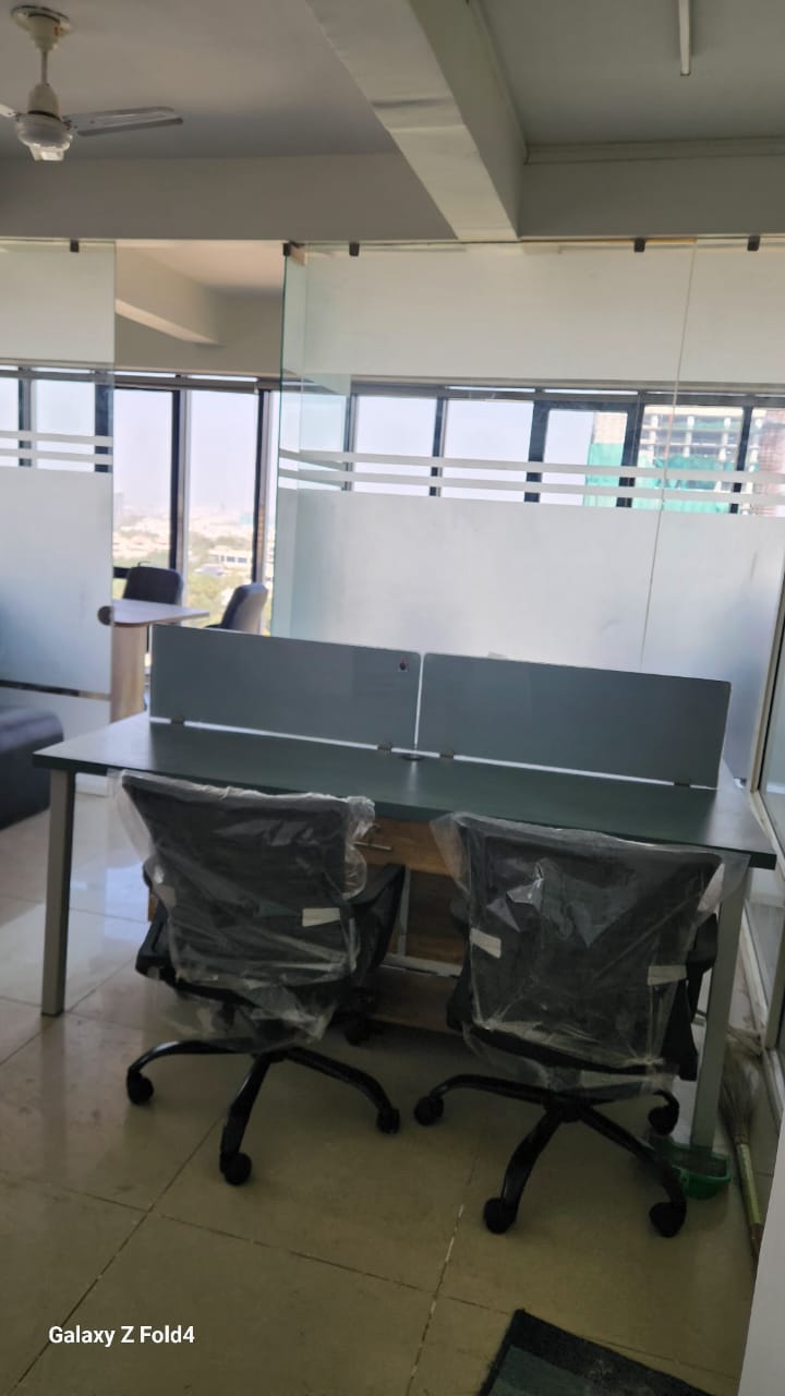 1095 Sq. Ft. Commercial Office for Rent in Sg Highway Ahmedabad - Media 12
