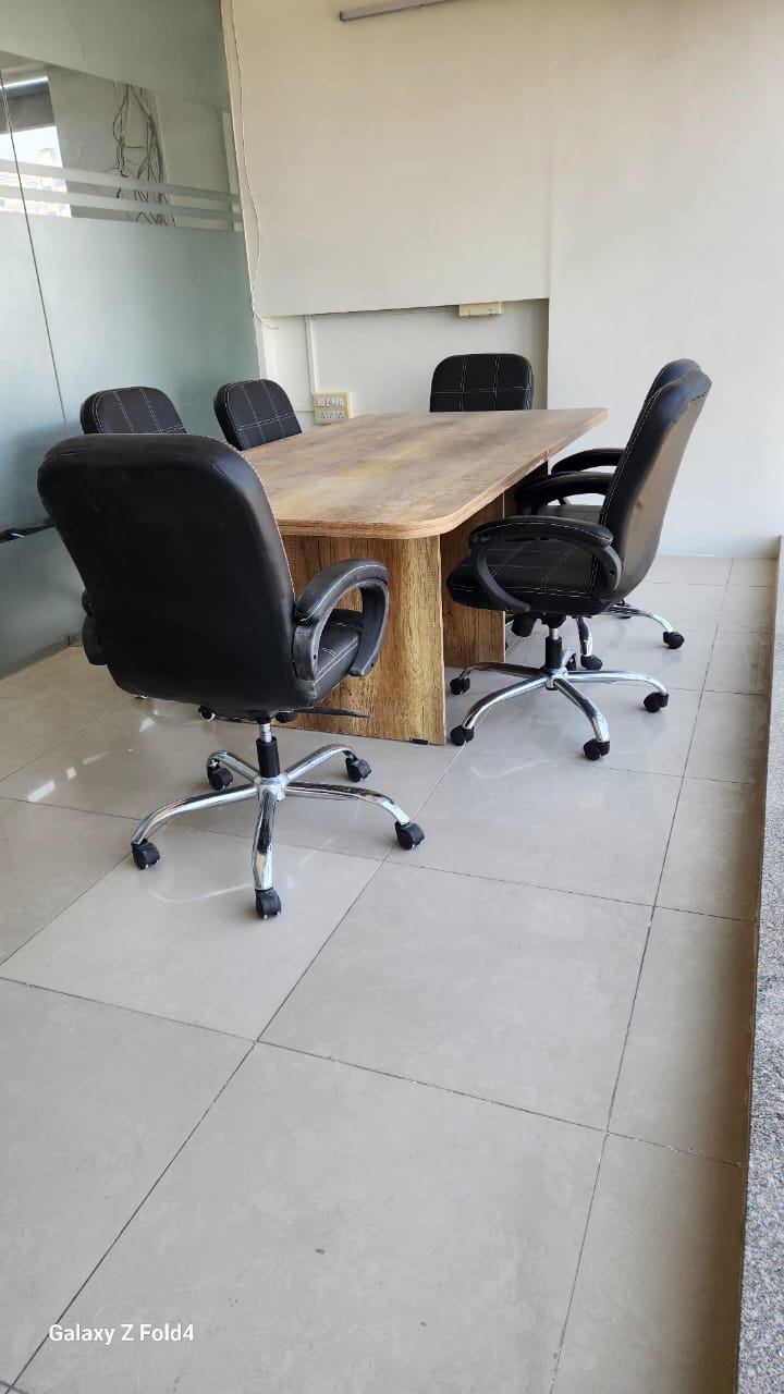 1095 Sq. Ft. Commercial Office for Rent in Sg Highway Ahmedabad - Media 5