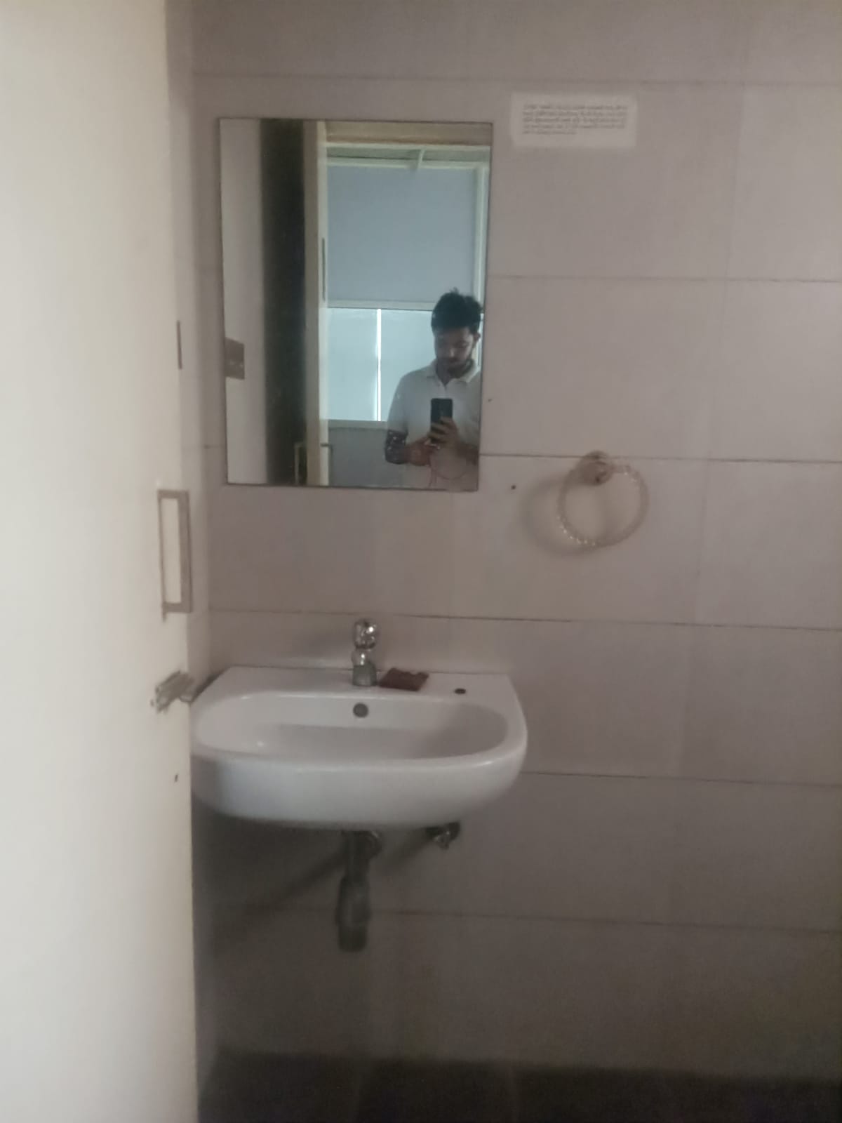 2242 Sq. Ft. Commercial Office for Rent in Sg Highway Ahmedabad - Media 5