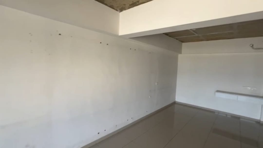 856 Sq. Ft. Commercial Office for Rent in Rajpath Club Road Ahmedabad - Media 4