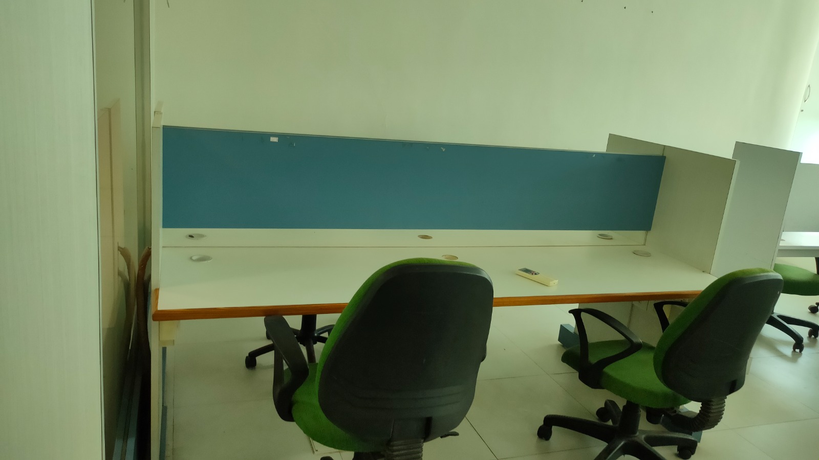 1380 Sq. Ft. Commercial Office for Rent in Sg Highway Ahmedabad - Media 11