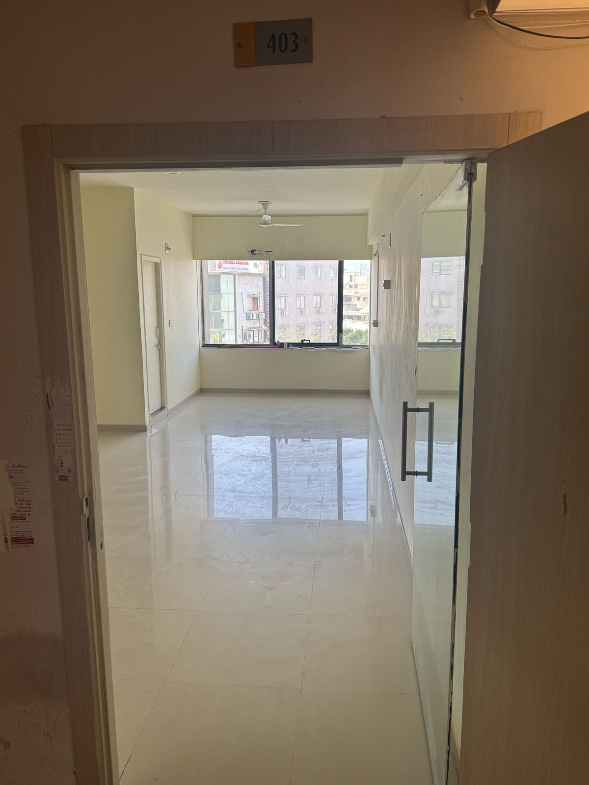 620 Sq. Ft. Commercial Office for Rent in Bodakdev Ahmedabad - Media 2