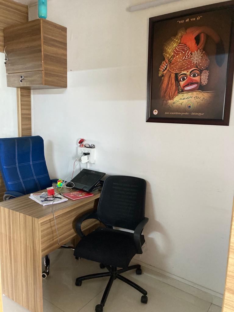 939 Sq. Ft. Commercial Office for Rent in Satellite Ahmedabad - Media 7