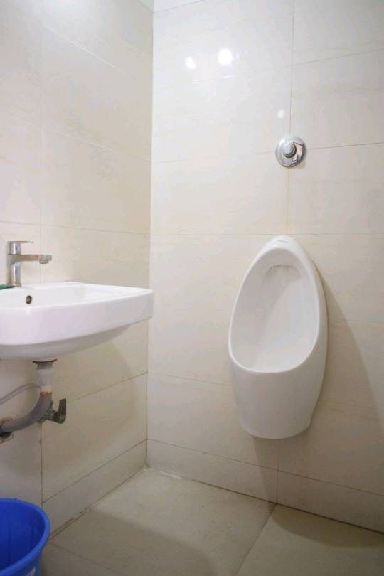 1080 Sq. Ft. Commercial Office for Rent in Satellite Ahmedabad - Media 10