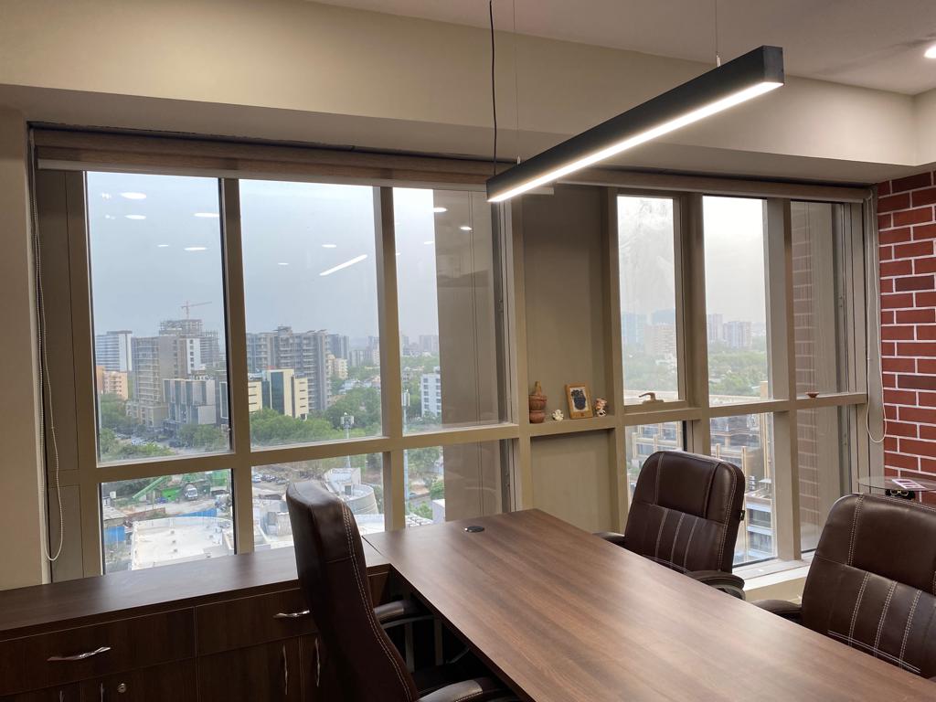 830 Sq. Ft. Commercial Office for Rent in Rajpath Club Road Ahmedabad - Media 3