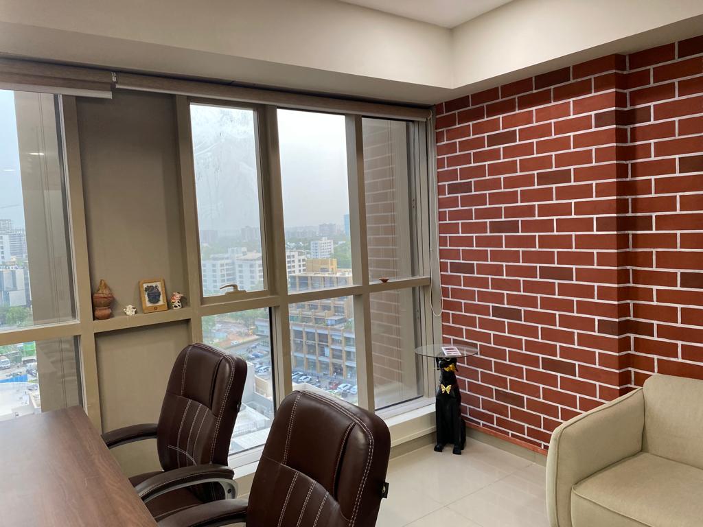 830 Sq. Ft. Commercial Office for Rent in Rajpath Club Road Ahmedabad - Media 6