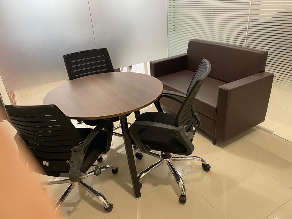 830 Sq. Ft. Commercial Office for Rent in Rajpath Club Road Ahmedabad - Media 13