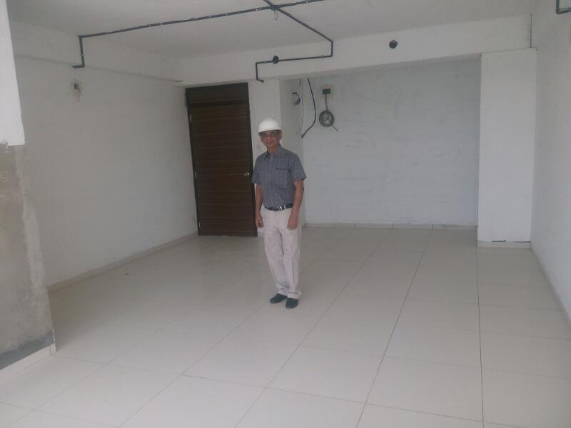735 Sq. Ft. Commercial Office for Rent in Sg Highway Ahmedabad