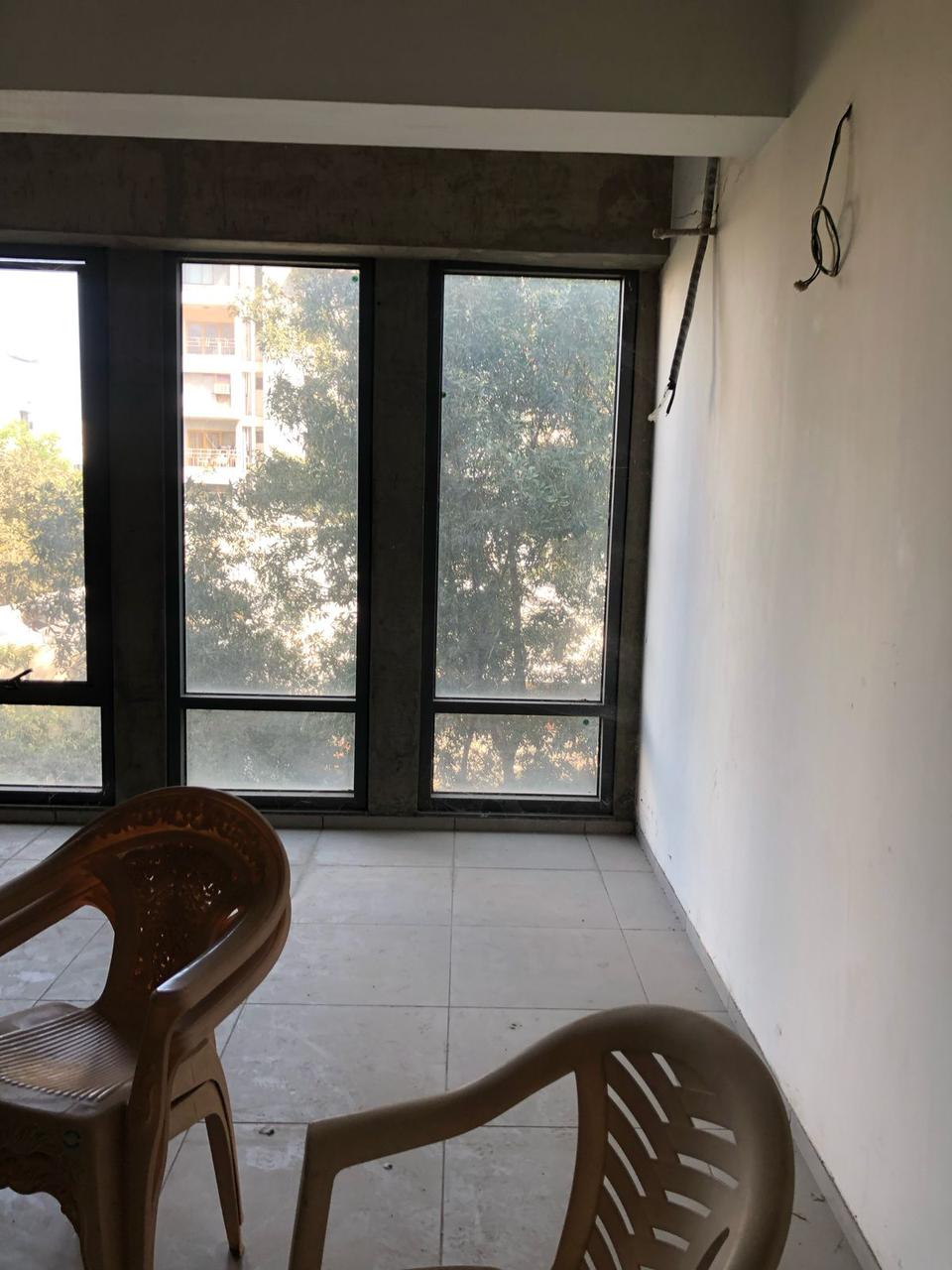 861 Sq. Ft. Commercial Office for Rent in Cg Road Ahmedabad - Media 4