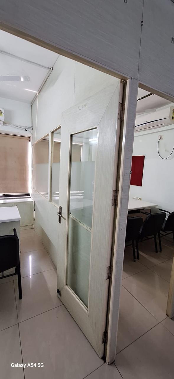 550 Sq. Ft. Commercial Office for Rent in Prahladnagar Ahmedabad - Media 6