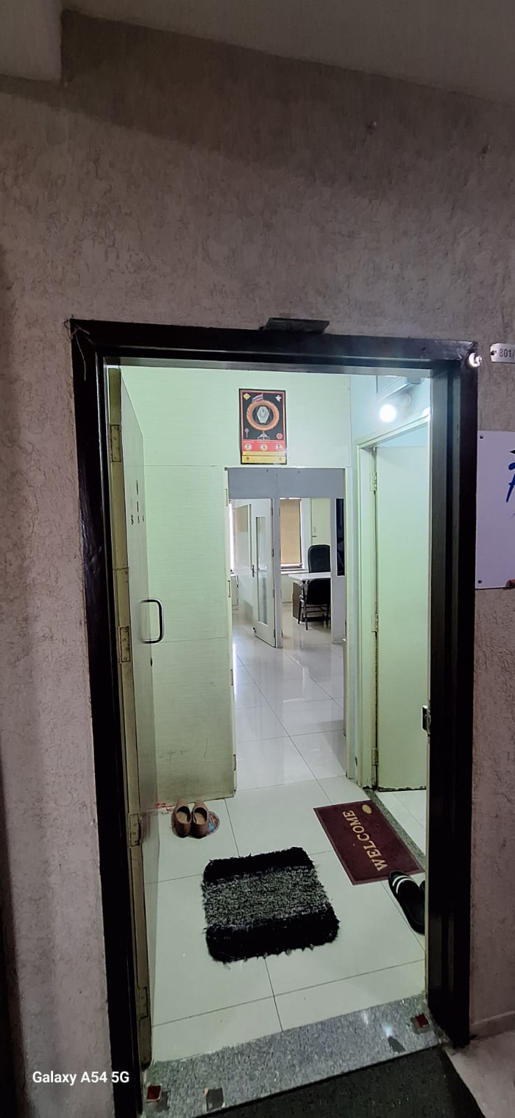 550 Sq. Ft. Commercial Office for Rent in Prahladnagar Ahmedabad - Media 9