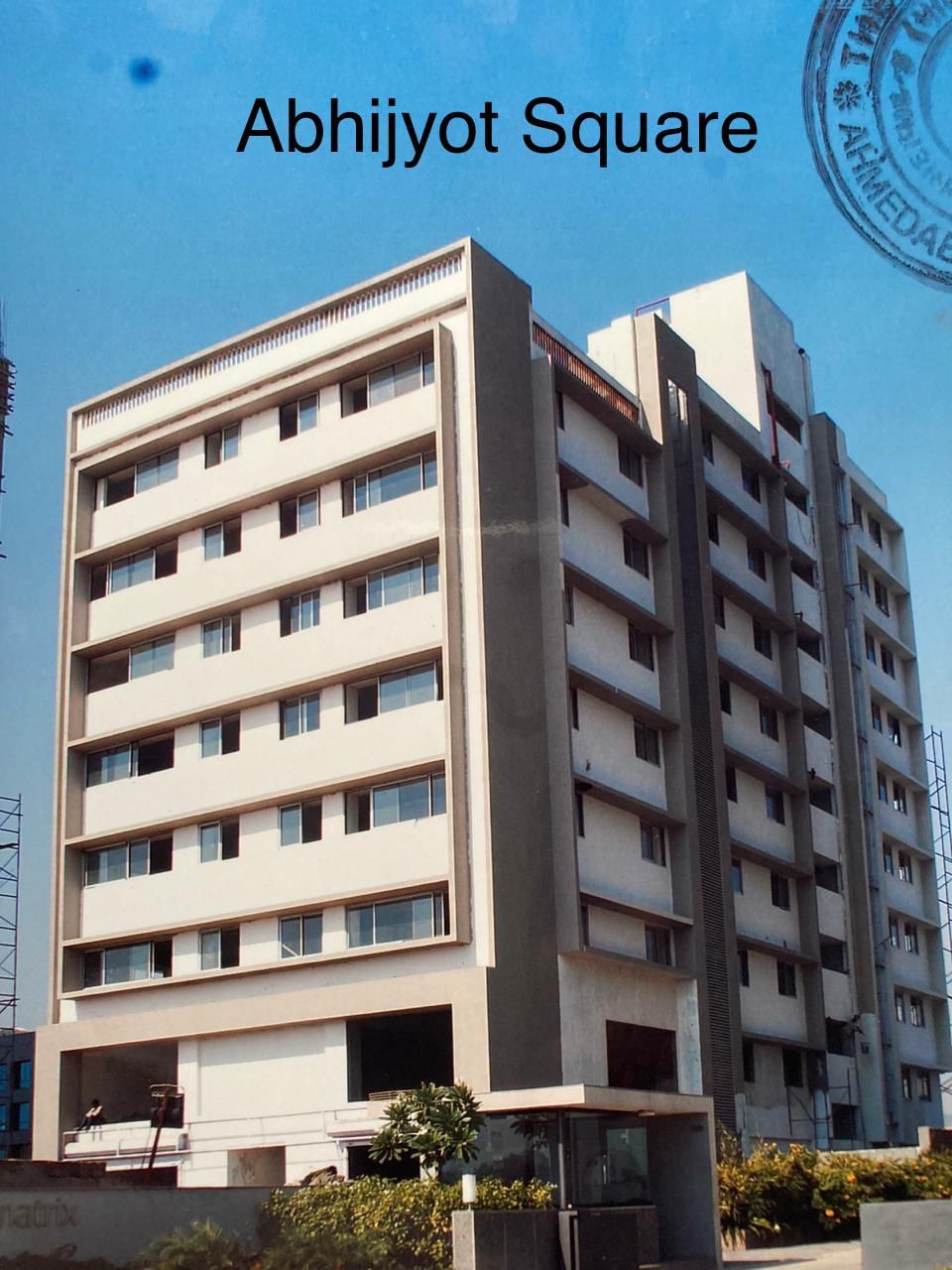 615 Sq. Ft. Commercial Office for Rent in Sg Highway Ahmedabad