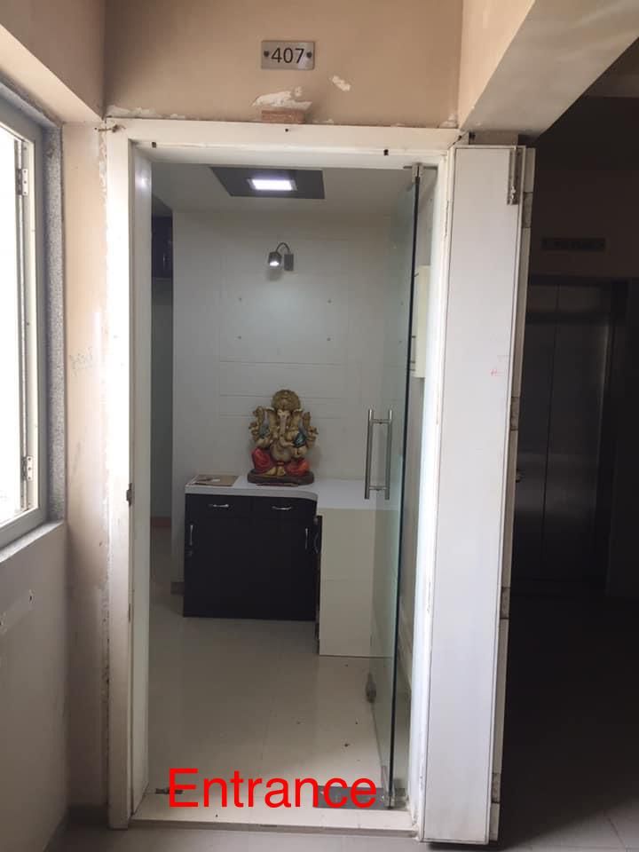 615 Sq. Ft. Commercial Office for Rent in Sg Highway Ahmedabad - Media 2