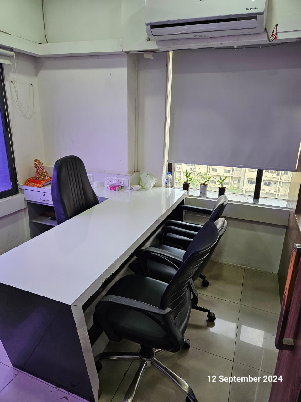 716 Sq. Ft. Commercial Office for Rent in Prahladnagar Ahmedabad - Media 2