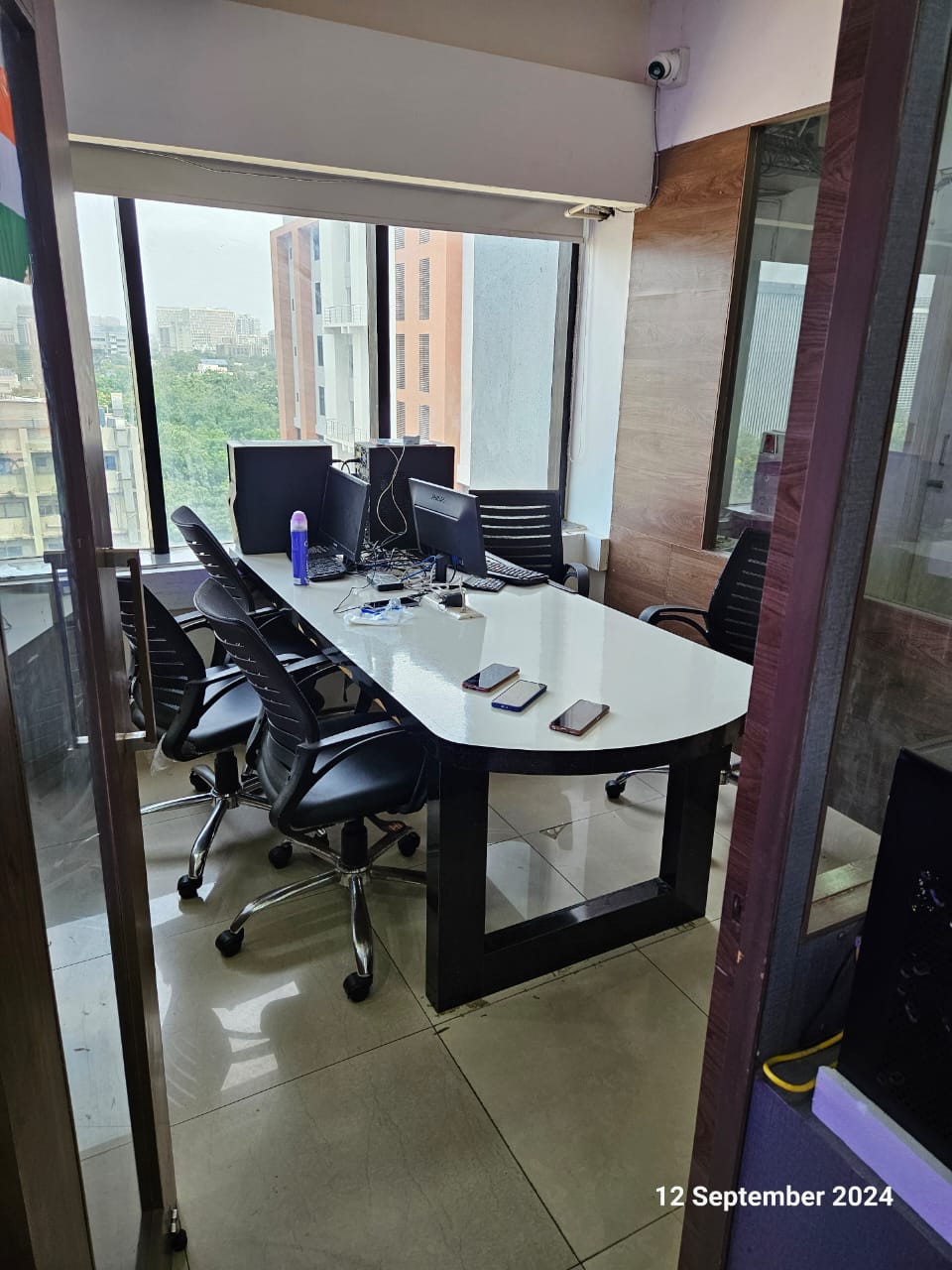 716 Sq. Ft. Commercial Office for Rent in Prahladnagar Ahmedabad - Media 3