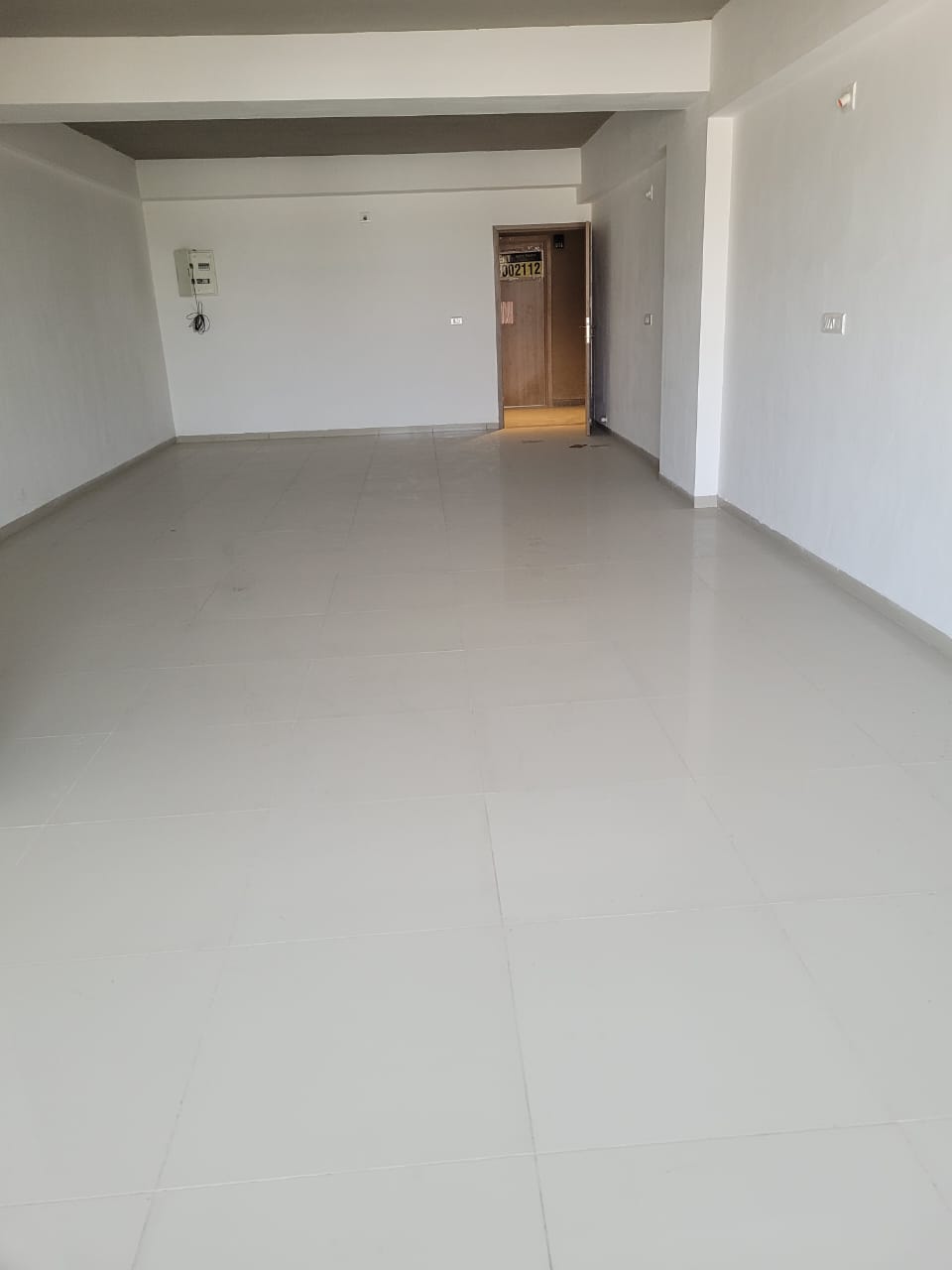 1028 Sq. Ft. Commercial Office for Rent in Shilaj Ahmedabad - Media 2