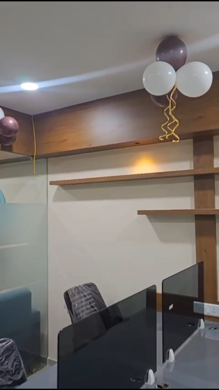 855 Sq. Ft. Commercial Office for Rent in Shilaj Ahmedabad