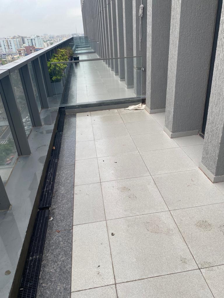 1228 Sq. Ft. Commercial Office for Rent in Shela Ahmedabad - Media 4