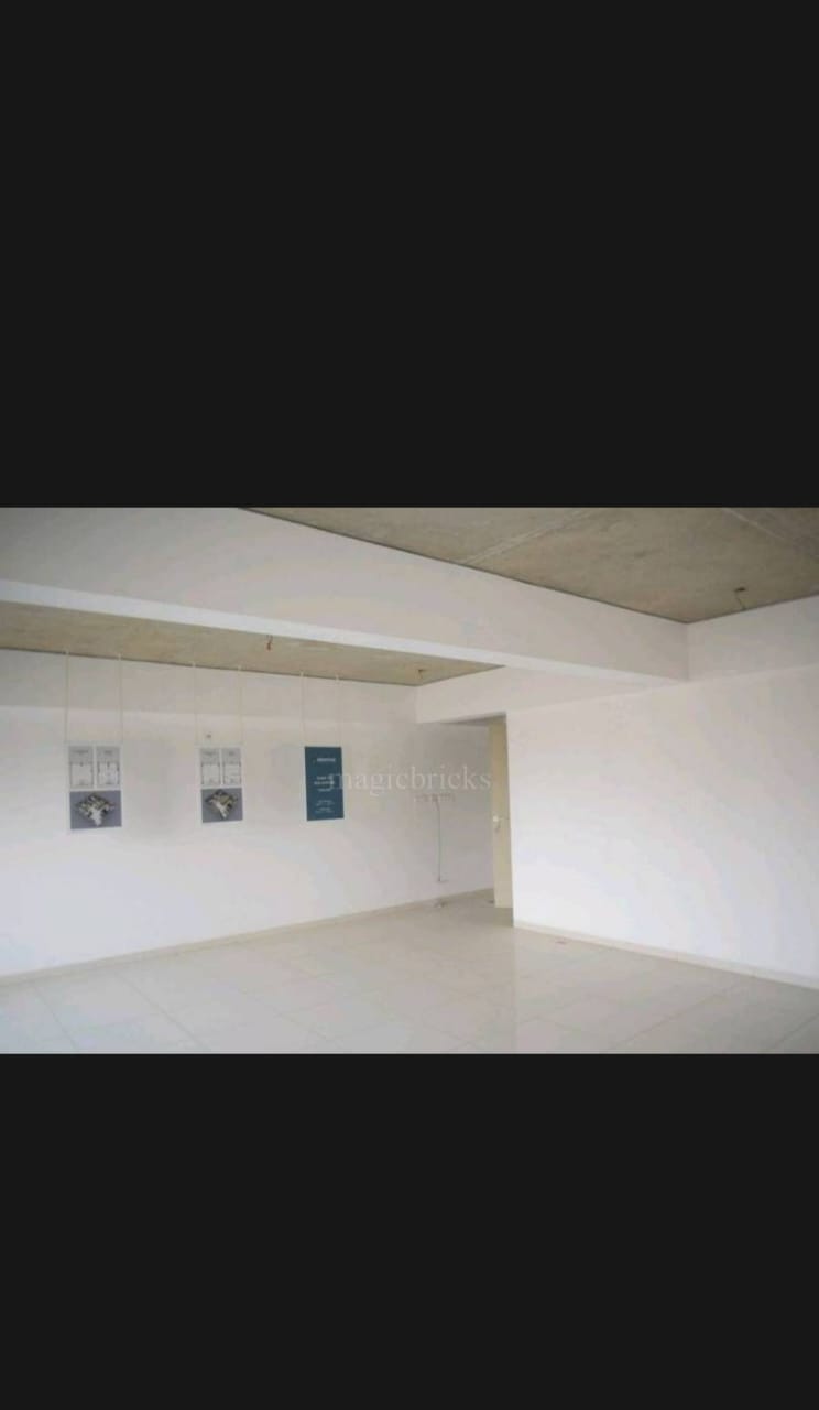1020 Sq. Ft. Commercial Office for Rent in Shyamal Cross Road Ahmedabad