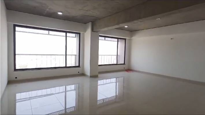 1020 Sq. Ft. Commercial Office for Rent in Shyamal Cross Road Ahmedabad - Media 10
