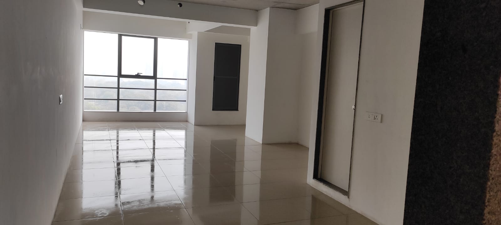 720 Sq. Ft. Commercial Office for Rent in Shela Ahmedabad - Media 5