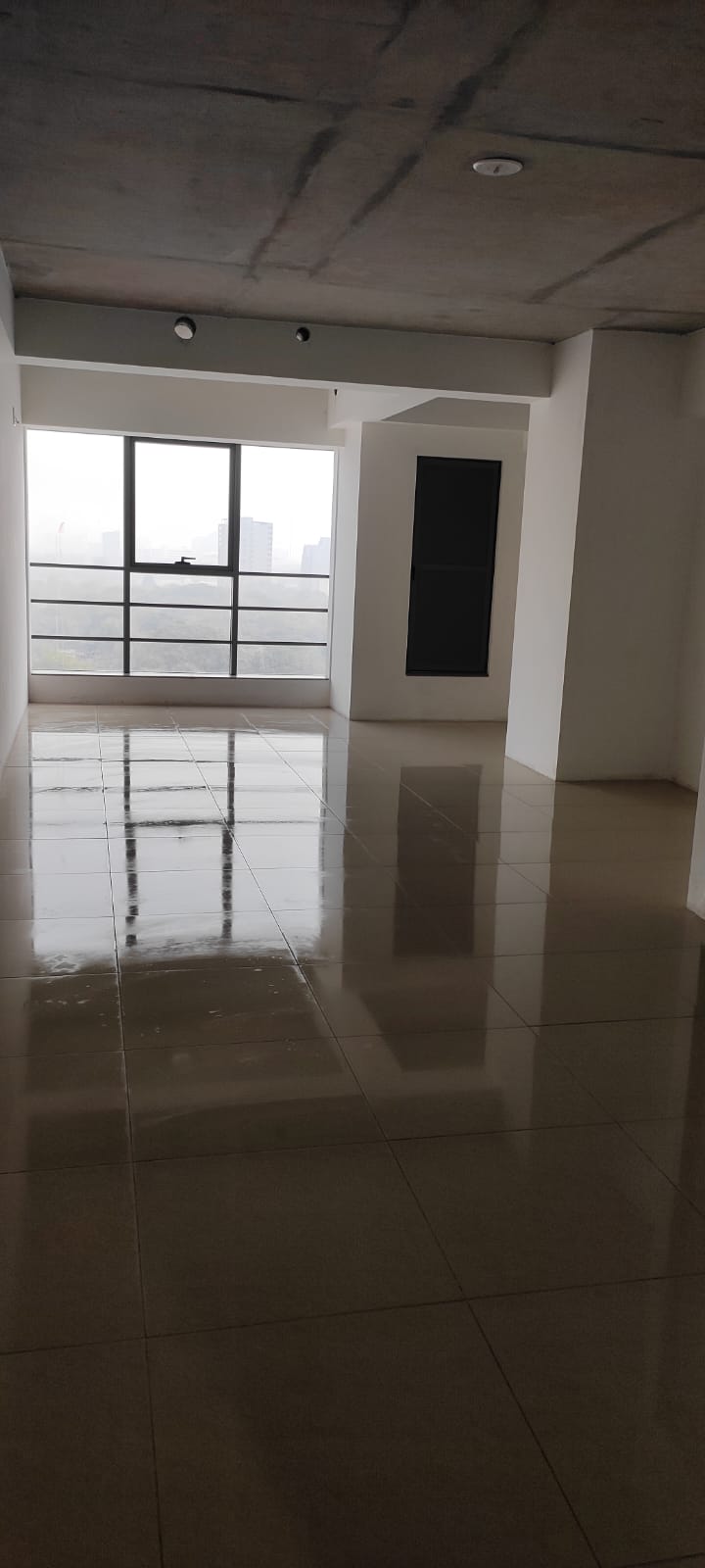720 Sq. Ft. Commercial Office for Rent in Shela Ahmedabad - Media 6