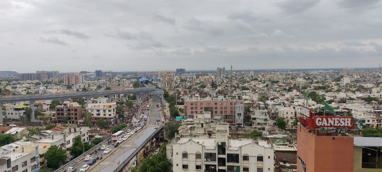 1415 Sq. Ft. Commercial Office for Rent in Shyamal Cross Road Ahmedabad - Media 7
