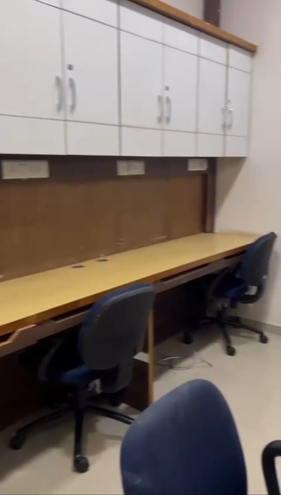 750 Sq. Ft. Commercial Office for Rent in Sola Ahmedabad - Media 8