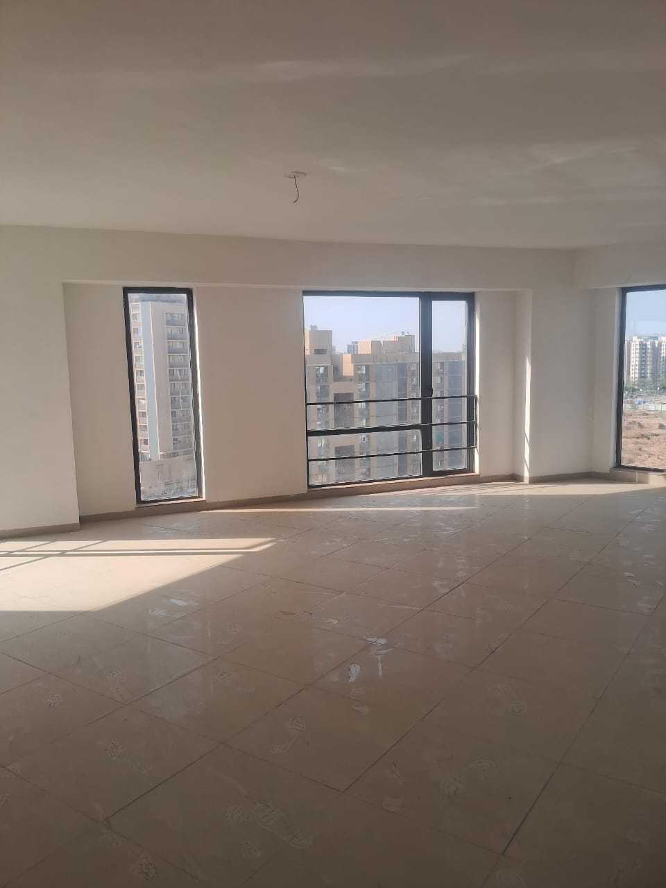 2511 Sq. Ft. Commercial Office for Rent in Ashram Road Ahmedabad - Media 8