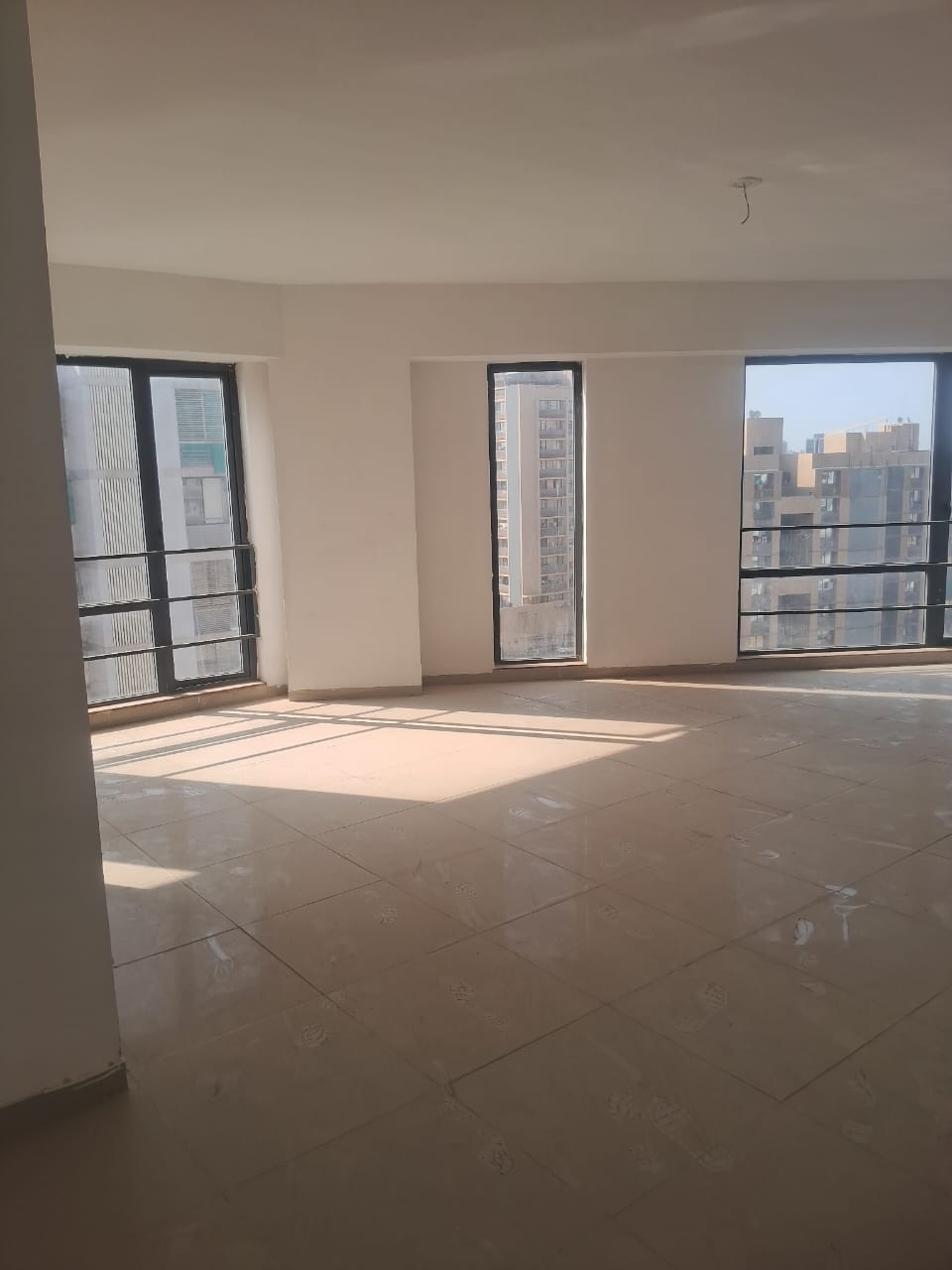 2511 Sq. Ft. Commercial Office for Rent in Ashram Road Ahmedabad - Media 9