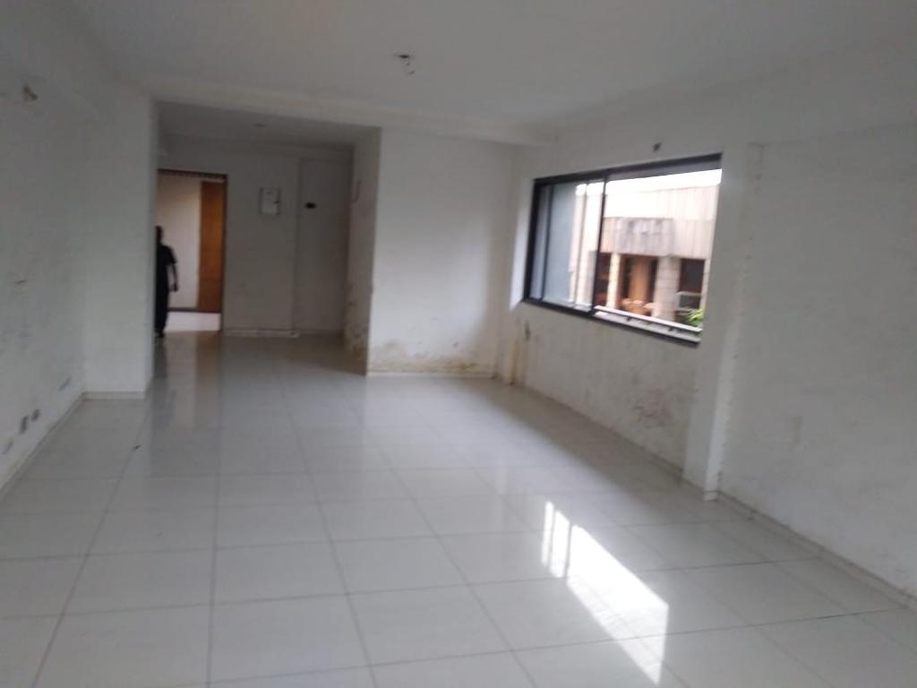 1090 Sq. Ft. Commercial Office for Rent in Ambawadi Ahmedabad - Media 4