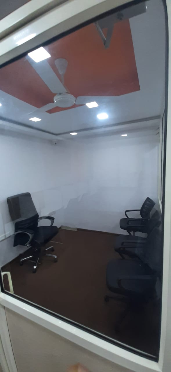 1125 Sq. Ft. Commercial Office for Rent in Jodhpur Ahmedabad - Media 4